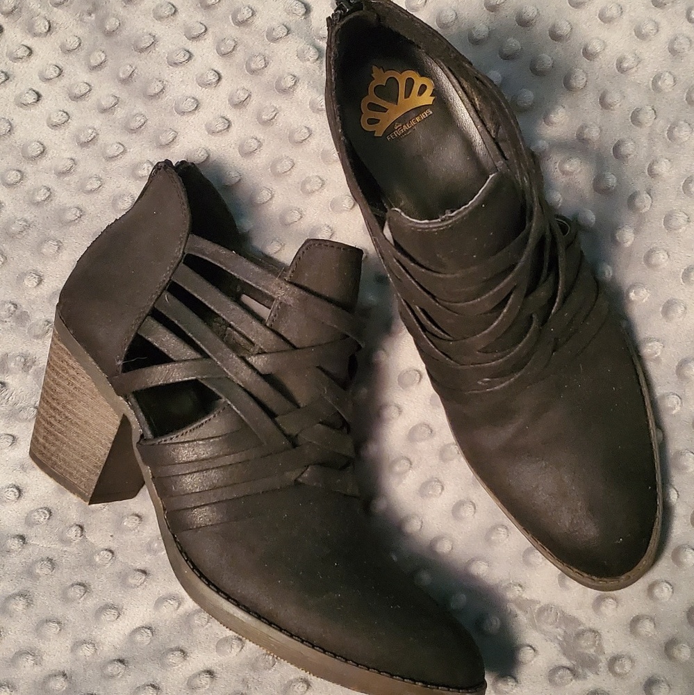 Fergie booties